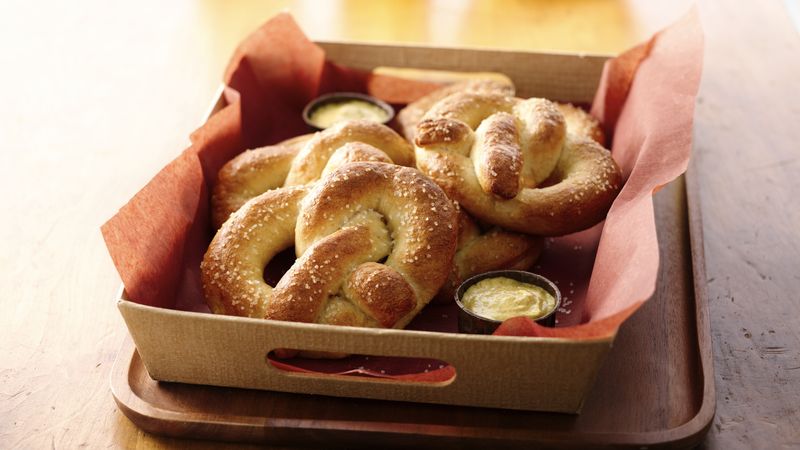 Pretzels with Cheese Filling