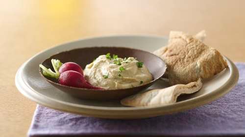 Buffalo Hummus with Ranch Pita Chips - Glitter and Graze