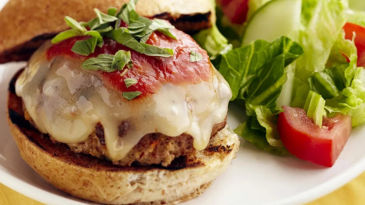 Skinny Cheesy Pizza Burgers