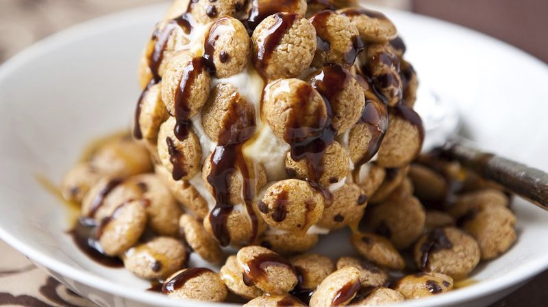 Cookie Crisp® Ice Cream Balls