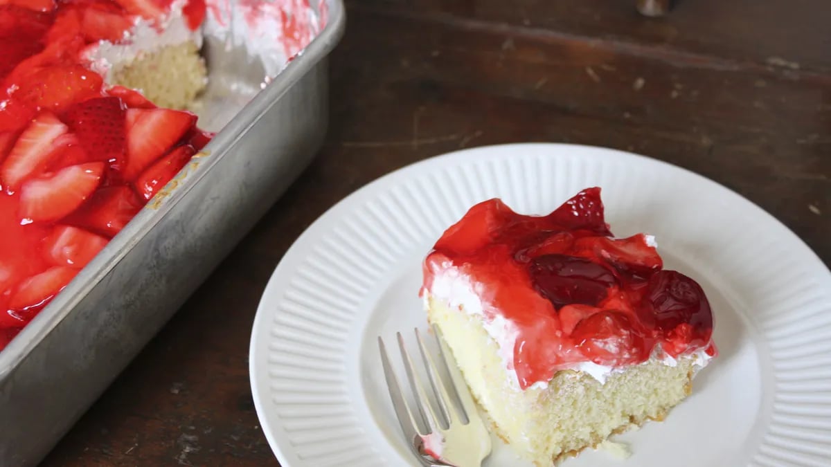 Strawberry Shortcake Cake