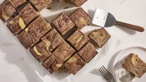 Easy Apple Cake