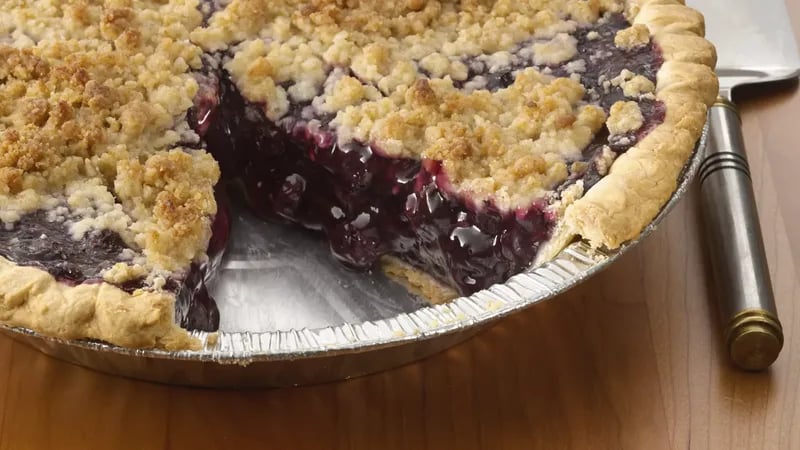 Blueberry Streusel Pie