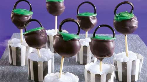 Bubbling Cauldron Cake Pops – Adventures In Yum