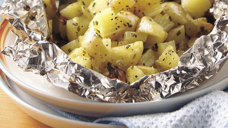 Grilled Cheesy Garlic Potato Packs