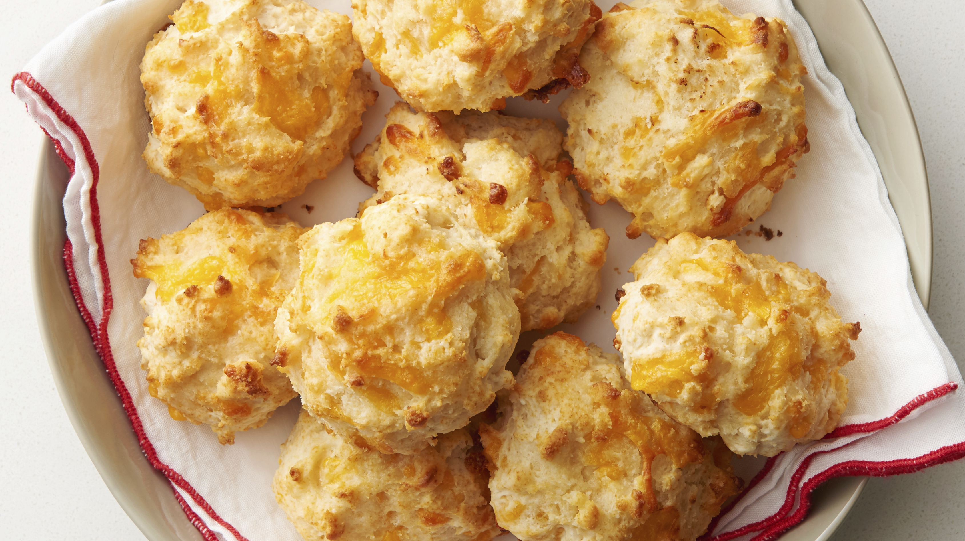 Cheese-Garlic Biscuits Recipe - BettyCrocker.com