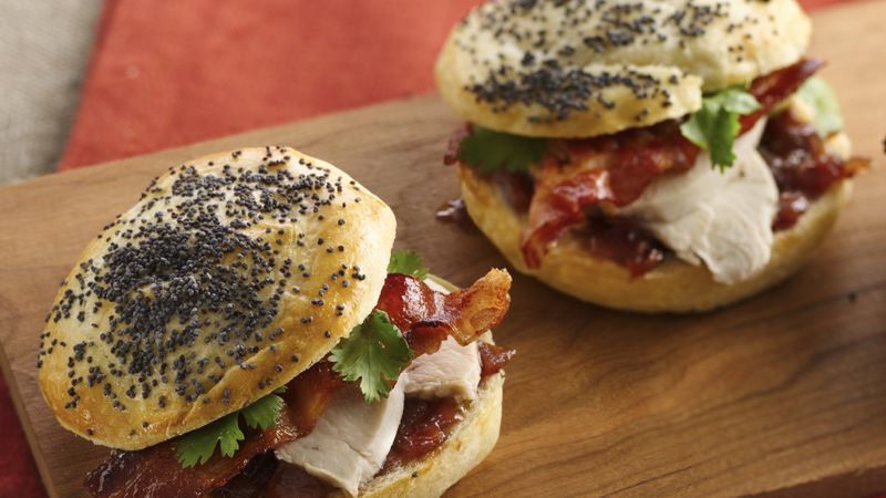 Bacon-Chicken Sliders with Raspberry-Onion Spread