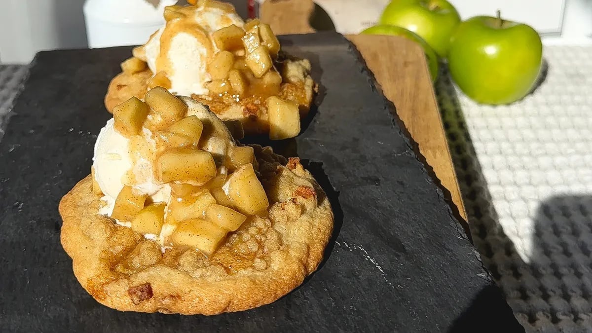 Caramel Apple Pie Cookies