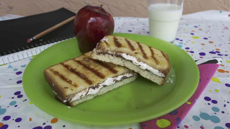 Grilled S'mores Sandwiches