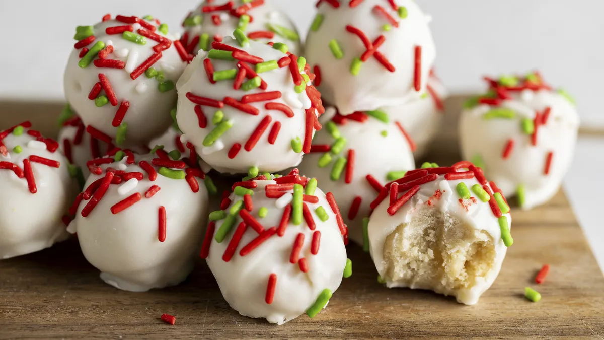 3-Ingredient Sugar Cookie Truffles