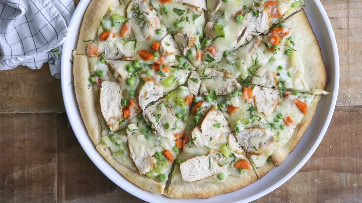 Turkey Pot Pie Pizza