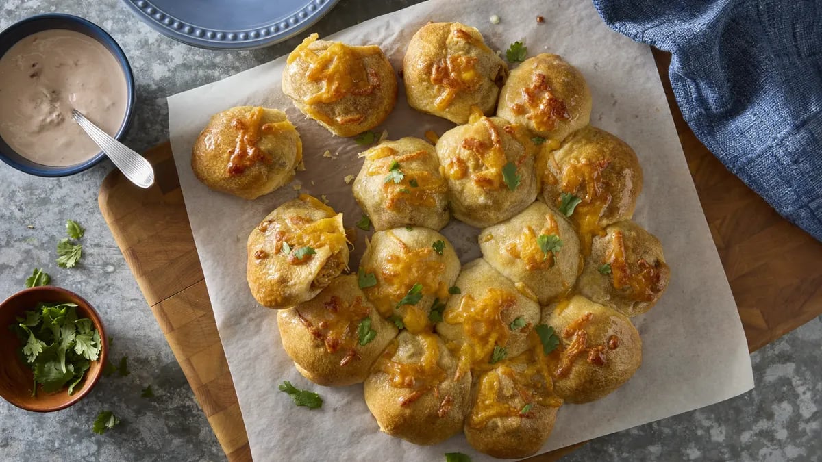 Taco Crescent Pull-Apart