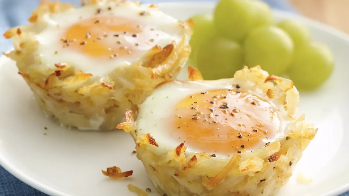 Egg Topped Hash Brown Nests