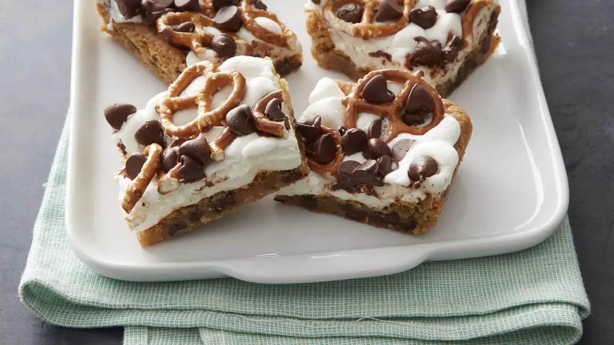 Pretzel S’mores Chocolate Chip Cookie Bars