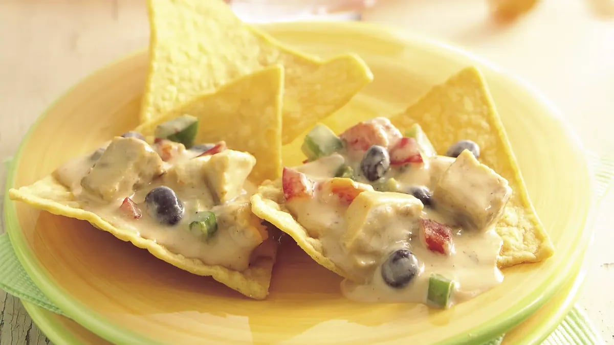 Slow-Cooker Southwest Chicken Nachos