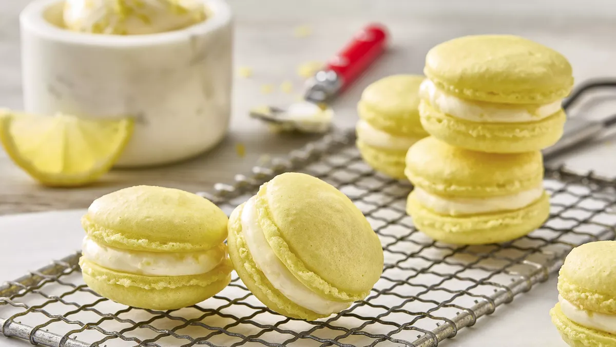 Lemon Macarons