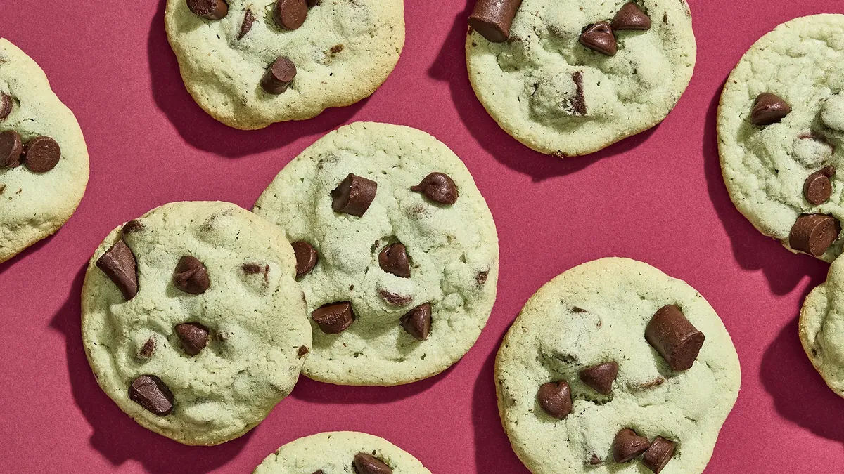 Mint Chocolate Chip Cookies