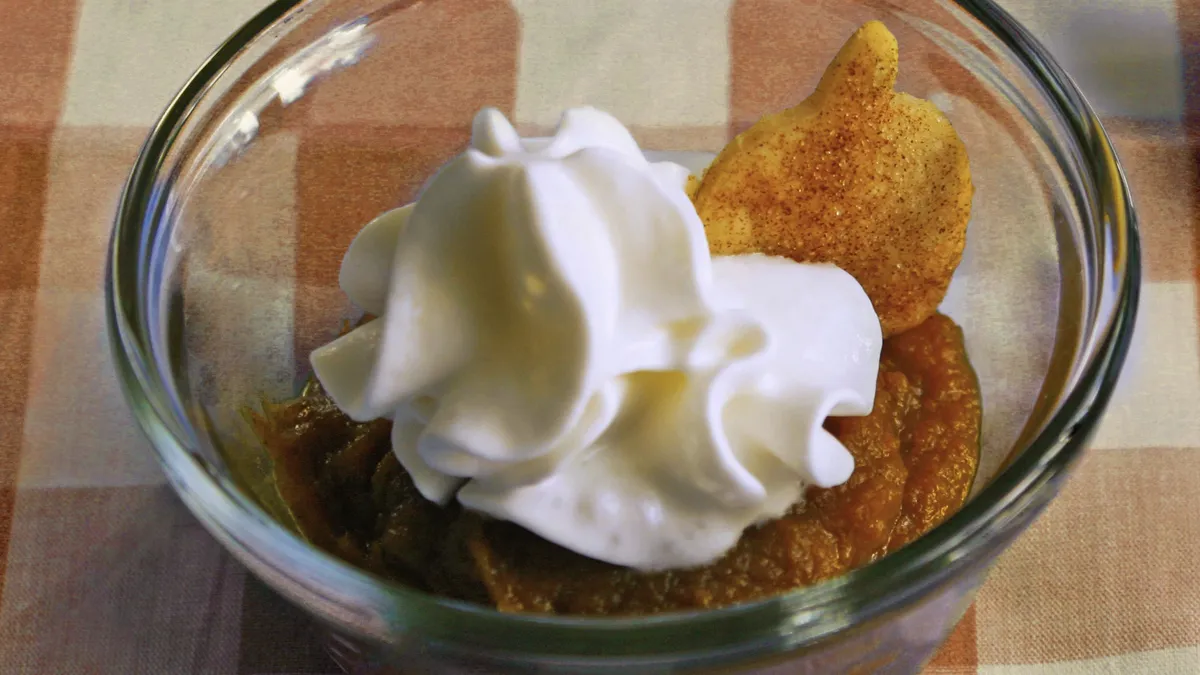 Mini Pumpkin Pie Cup Shooters