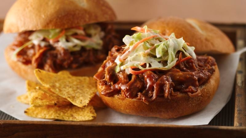 Slow cooked cola pulled pork burgers recipe