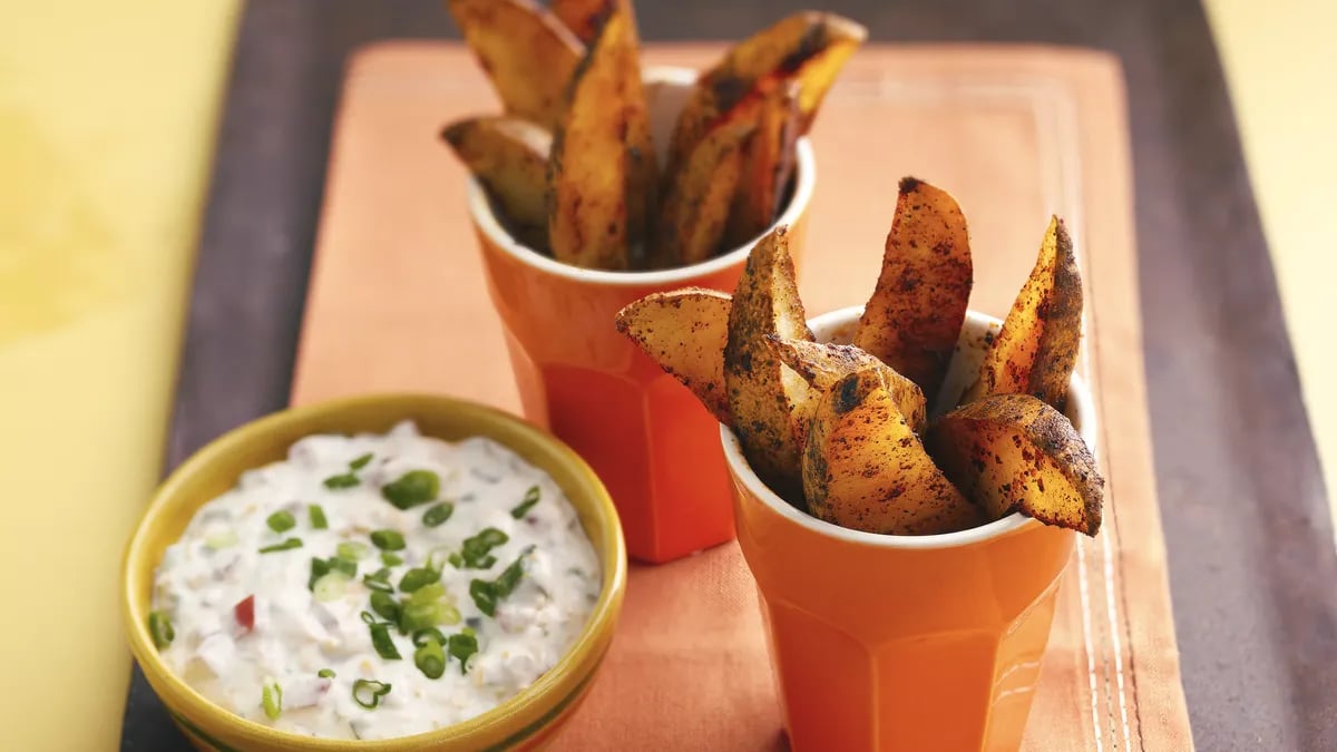 Chili Potato Dippers with Cheddar Jalapeño Dip