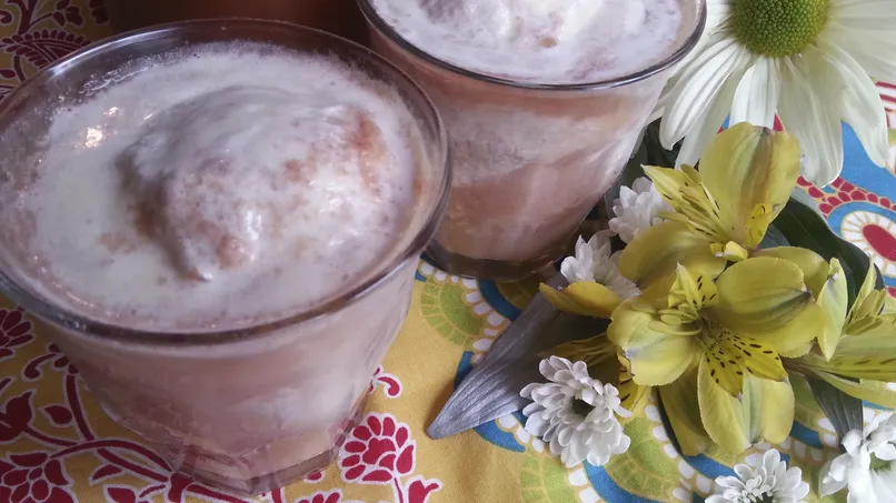 Sapote and Vanilla Ice Cream Shake