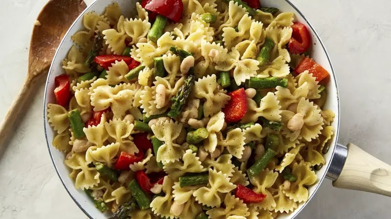 Lemon Pepper Pasta and Asparagus