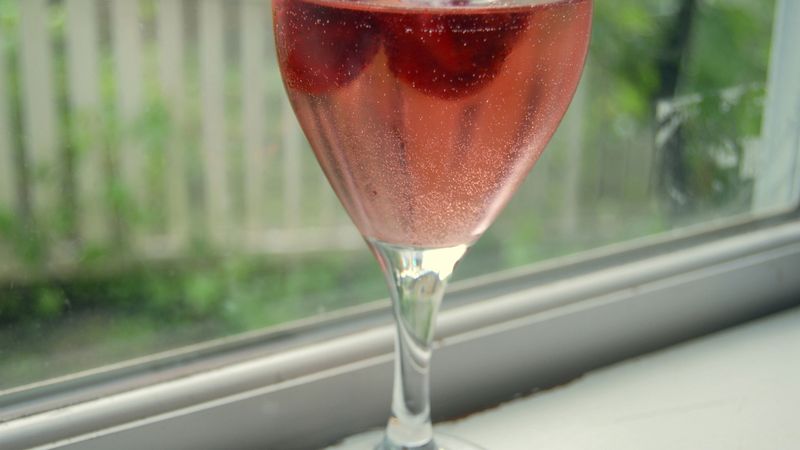 White Wine-Strawberry Sangria