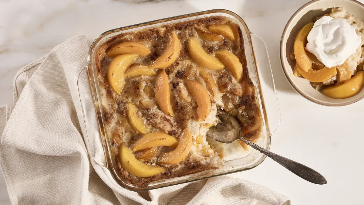 Classic Bisquick™ Peach Cobbler