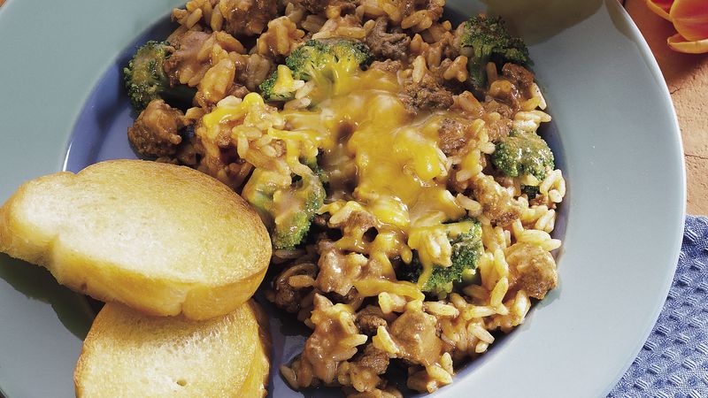 Cheesy Burger, Rice and Broccoli Skillet