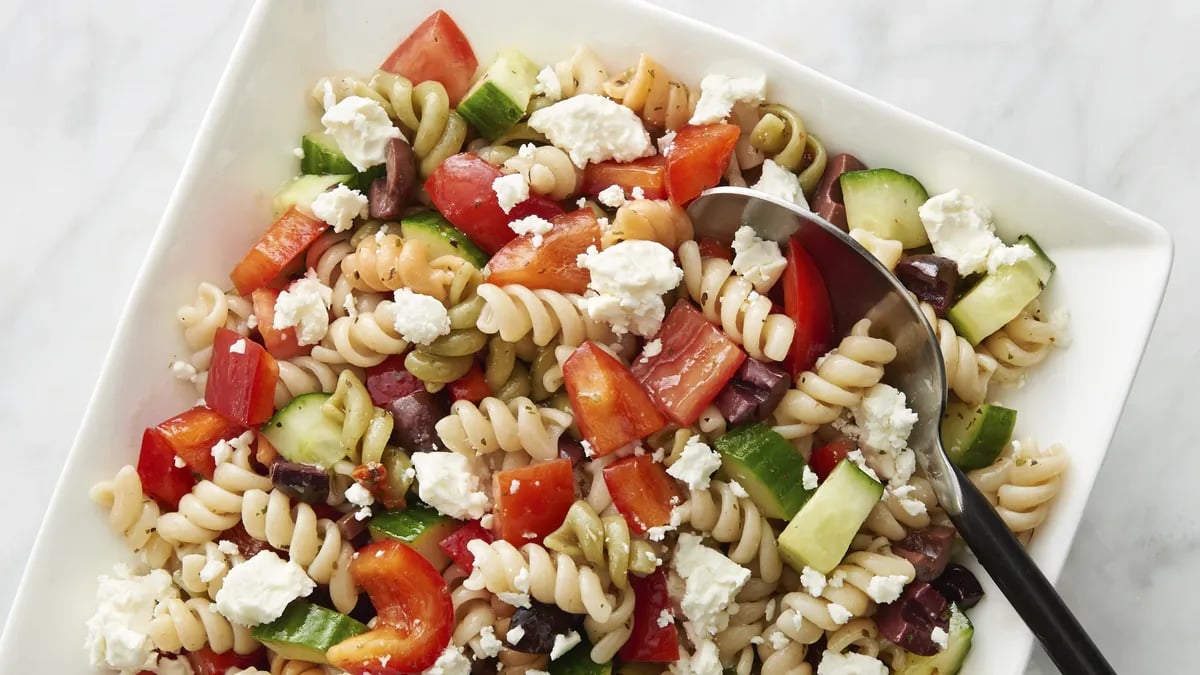 Easy Greek Pasta Salad