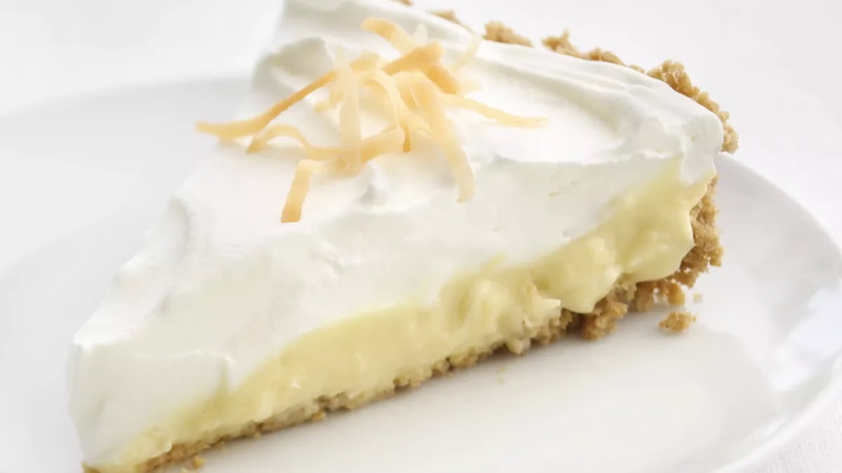 Cheerios® Skinny Coconut Cream Pie