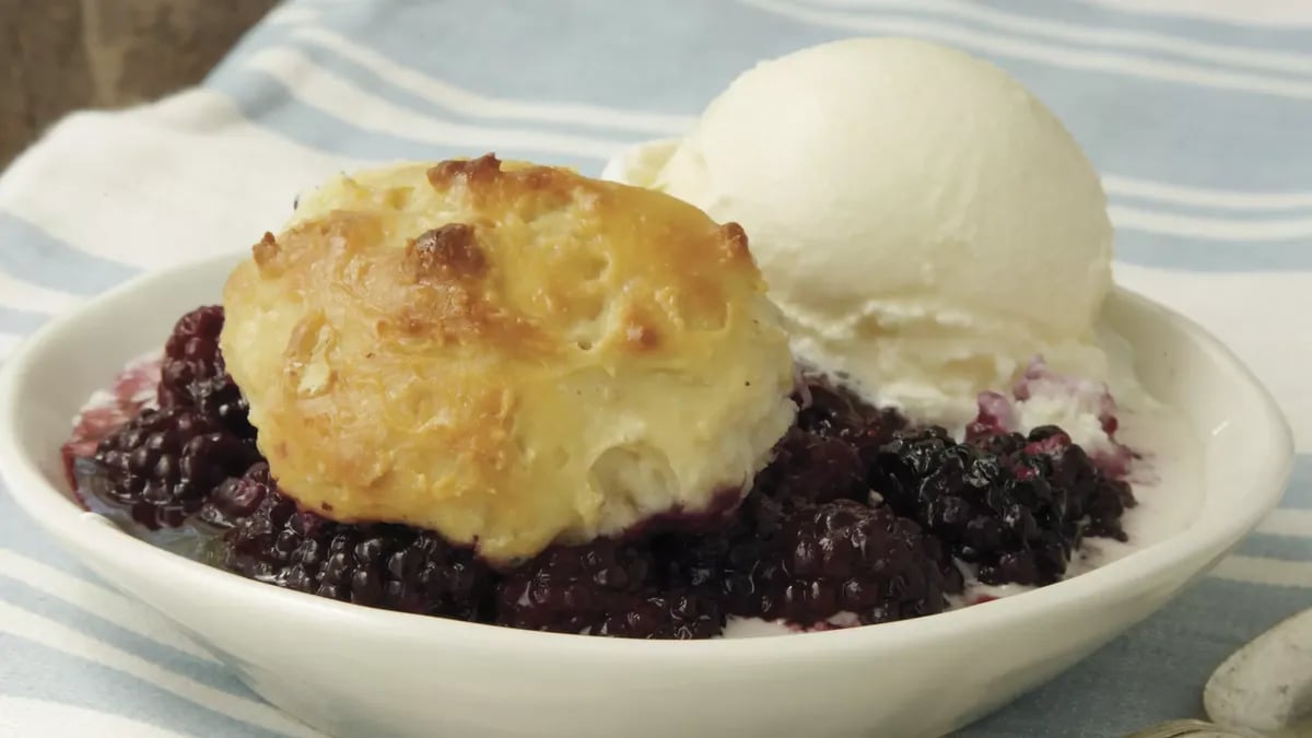 Blackberry Dumpling Cobbler