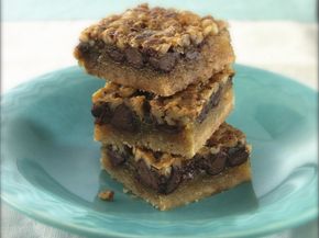 Classic Chocolate Pecan Pie Bars