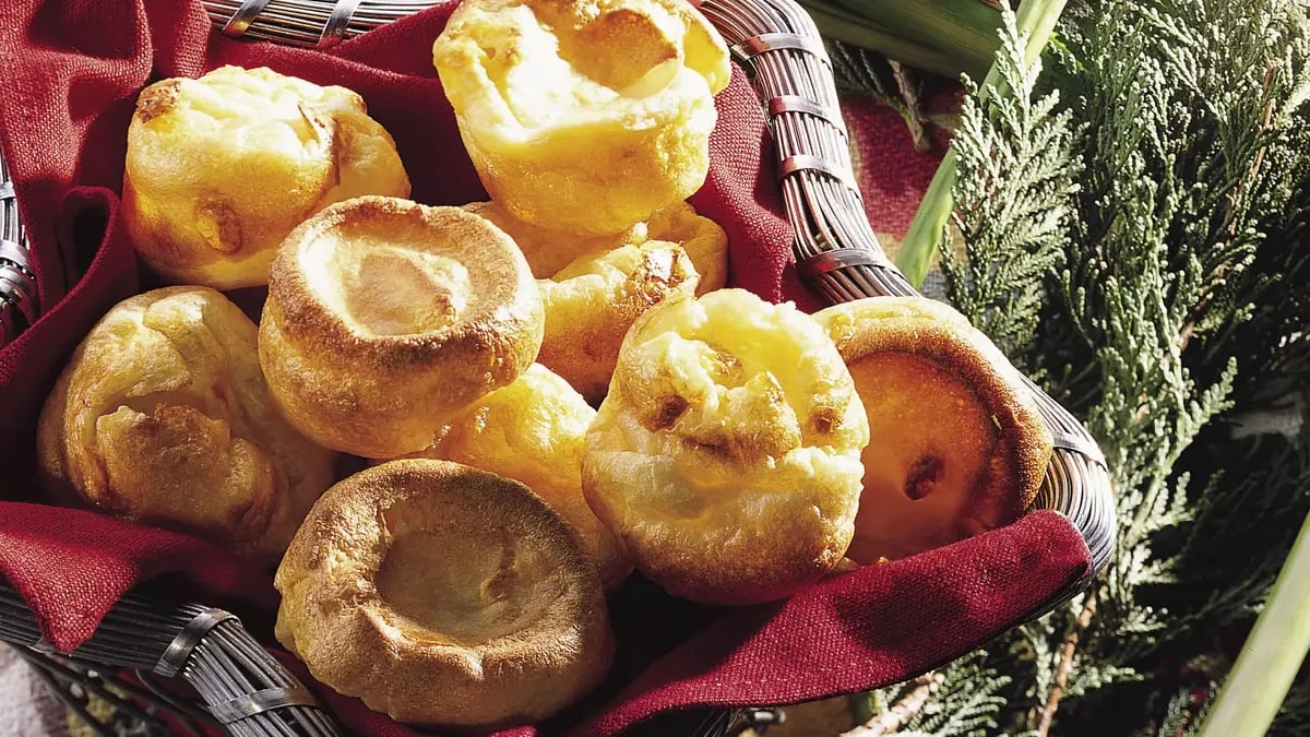 Mini Cheddar Popovers