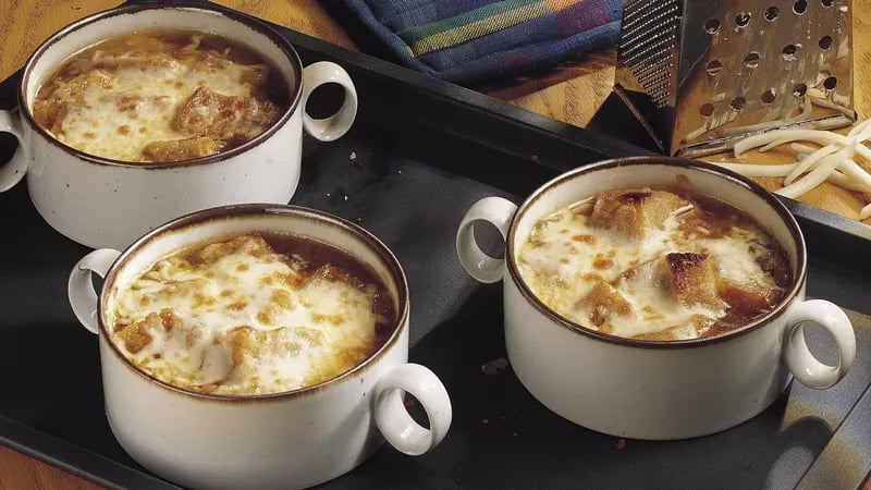 Golden Onion Soup 