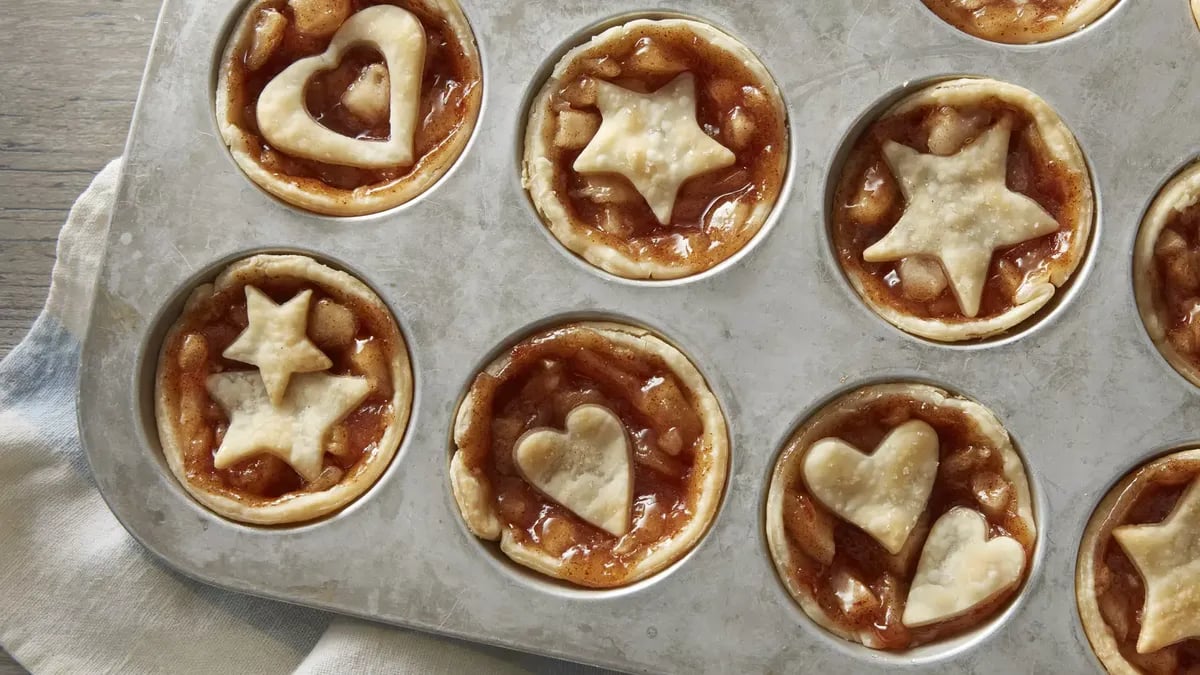 Easy Apple Pie Cups