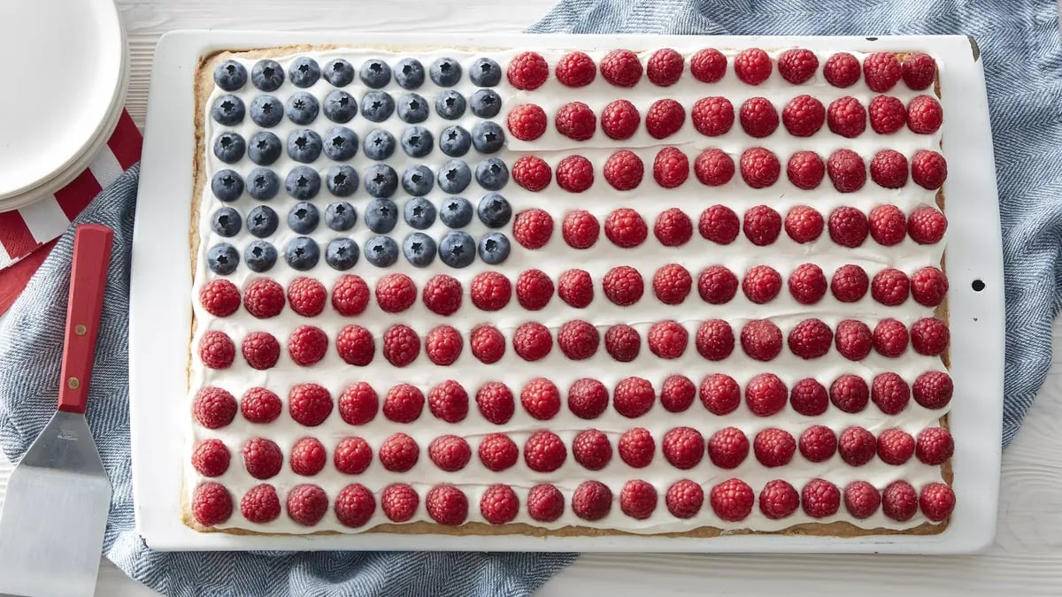 American Flag Dessert Pizza