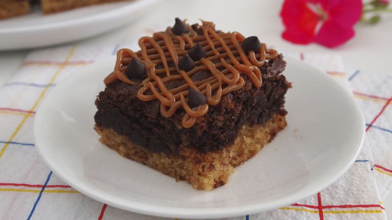 Peanut Butter and Cheerios™ Brownies