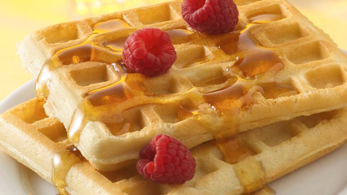 Cómo hacer waffles (con imágenes) - wikiHow