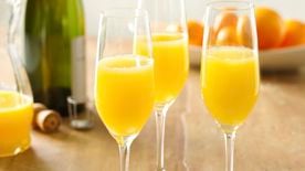 Peachy Mimosas Recipe 