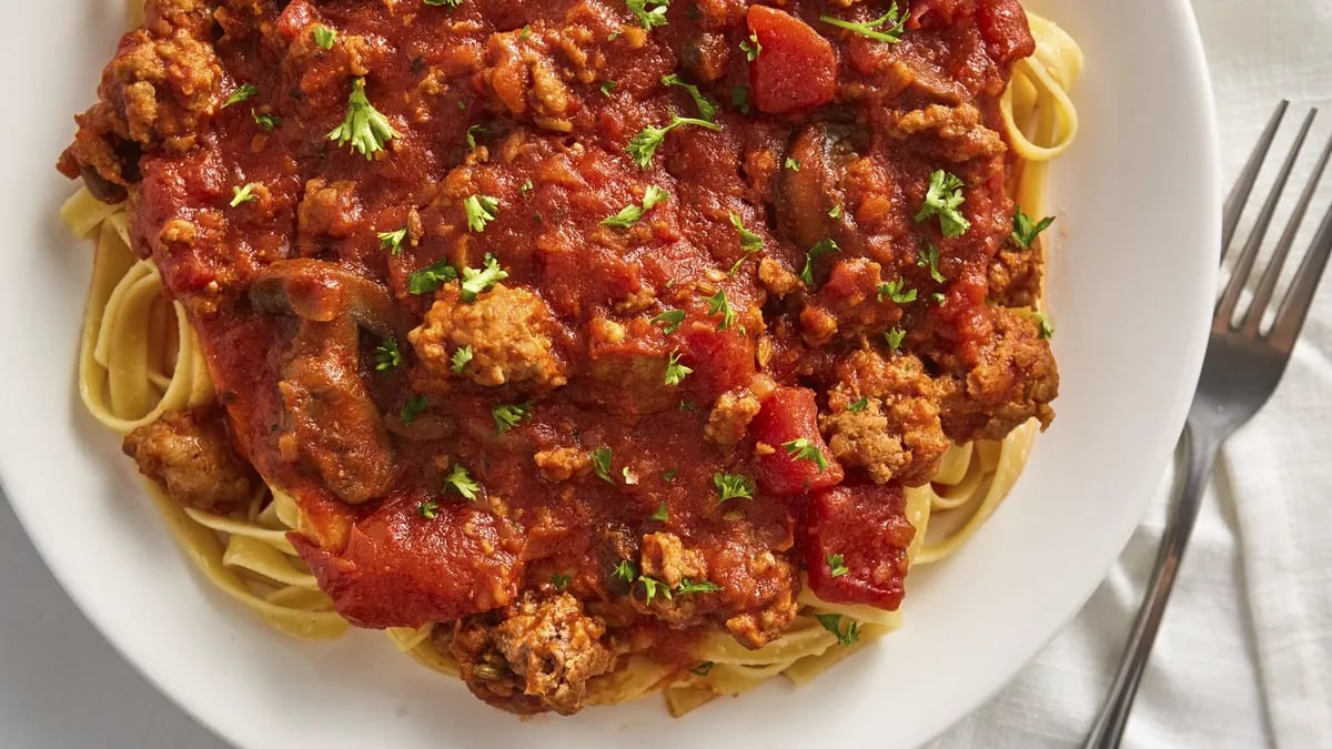 Slow-Cooker Meaty Italian Spaghetti Sauce