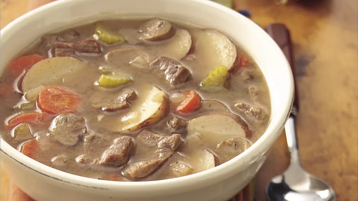 Slow-Cooker Hearty Steak and Tater Soup