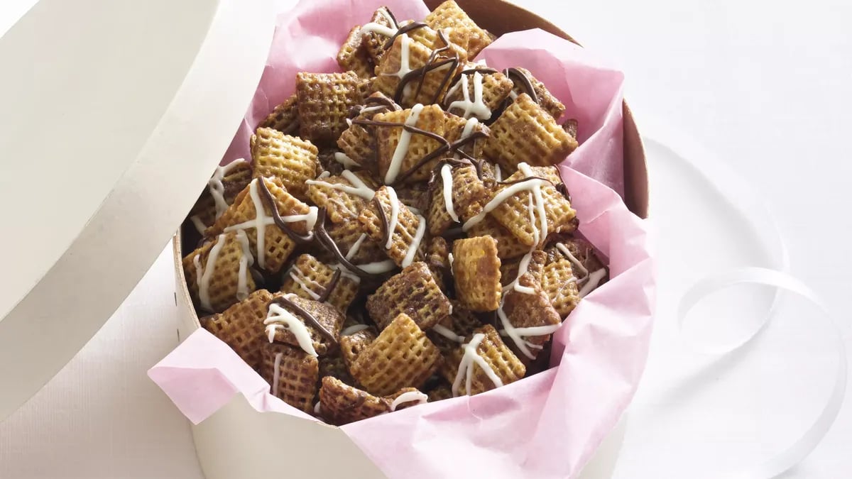 Gluten-Free Chocolate Chex® Caramel Crunch