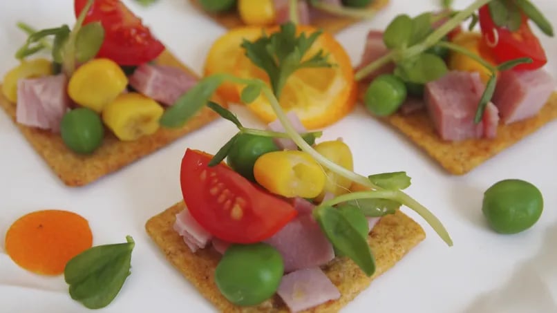 Ham and Green Peas Crostini