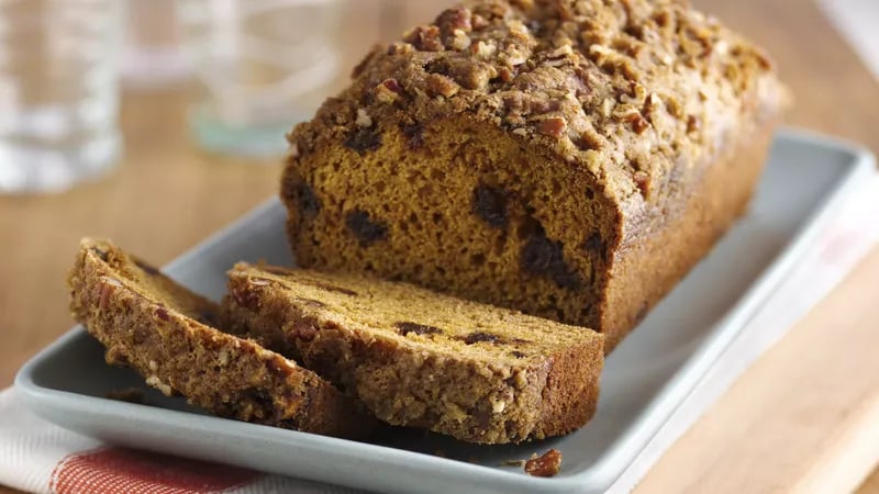 Praline Pumpkin Date Bread