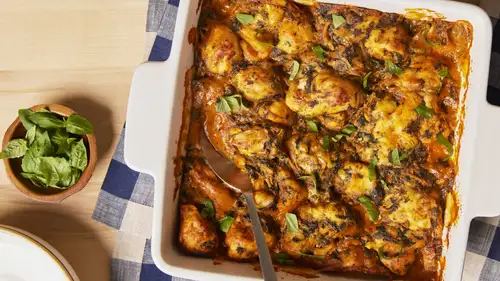 Tomato Basil and Chicken Bubble-Up Bake