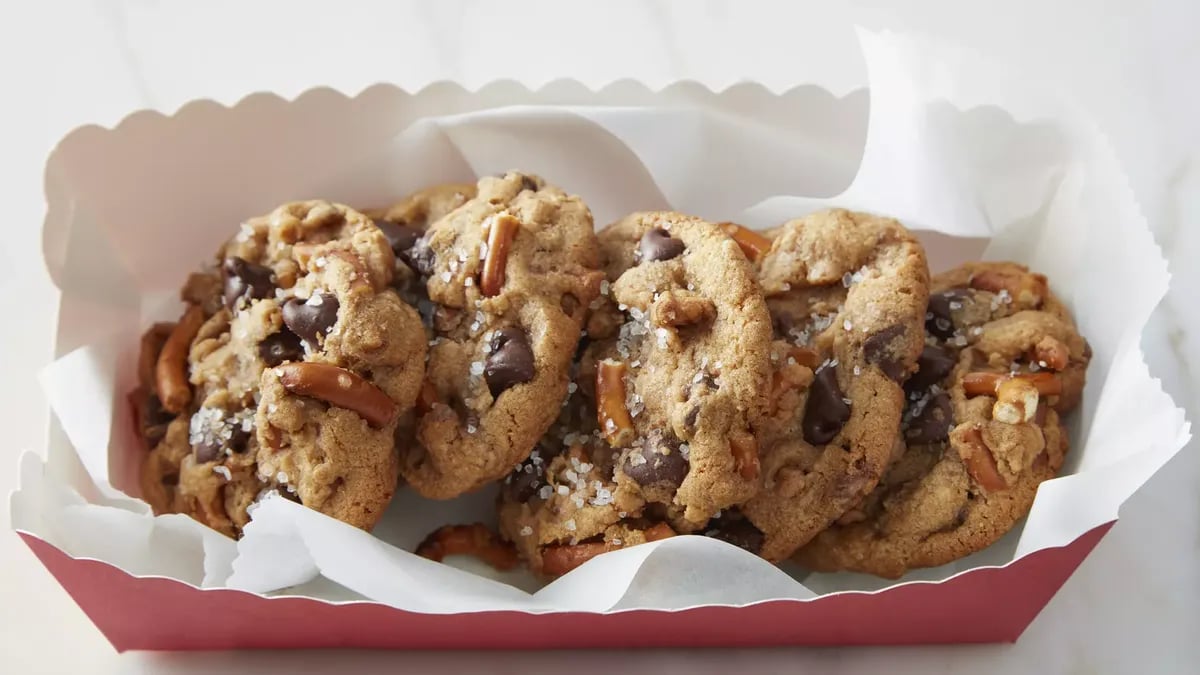 Salted Butterscotch Pudding Pretzel Cookies