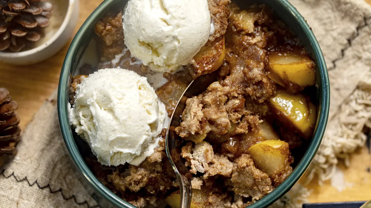 Pear Cobbler Dump Cake