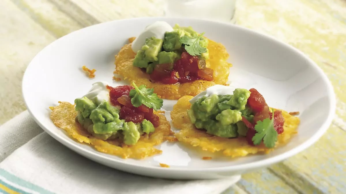 Guacamole-Cheese Crisps