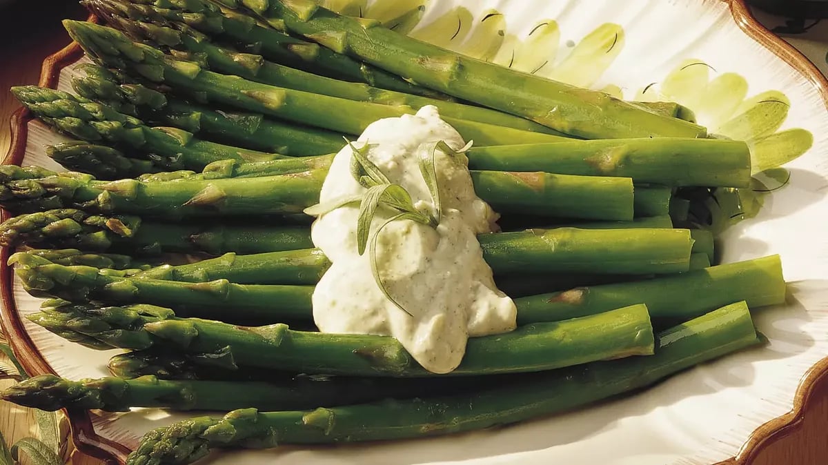 Steamed Asparagus with Tarragon Mayonnaise